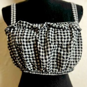 H&M black and white crop top